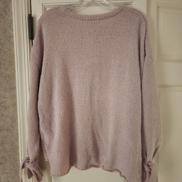 NWT.Women's Boucle Crewneck Pullover Sweater - Hint or mint size L - Picture 3 of 8